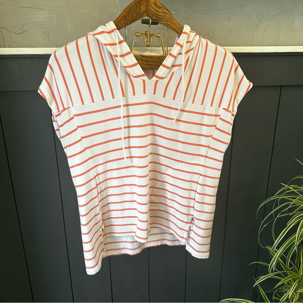 Talbots| Peach/orange and white striped short sleeve hoodie with pockets sz MP‎